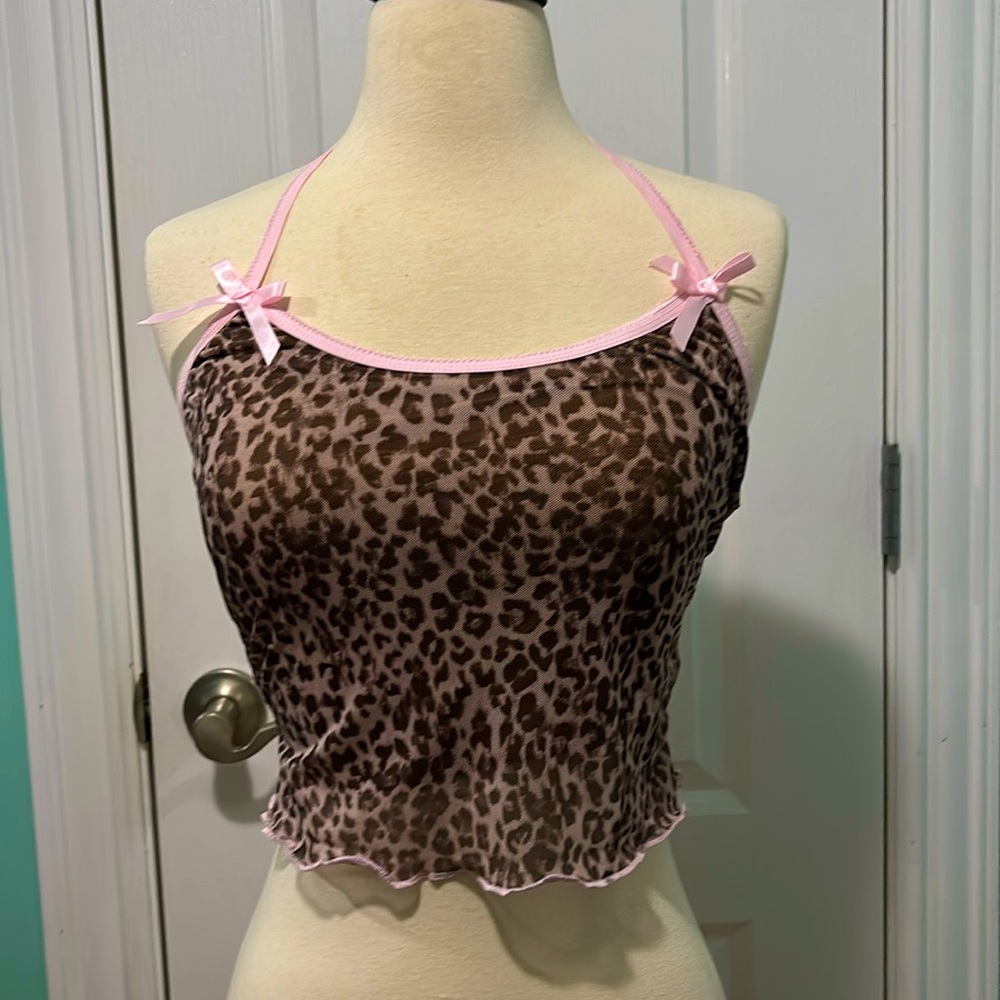 Leopard print tank top with cute bow design